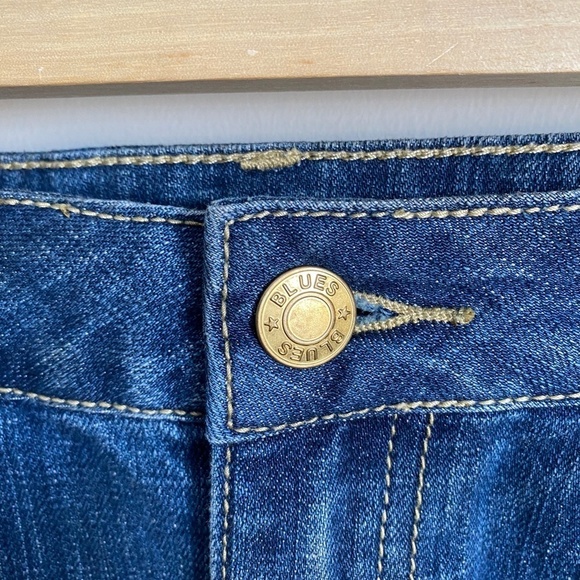 Baccini Women's Denim Mini Jean Skirt Size 4 - Picture 3 of 11